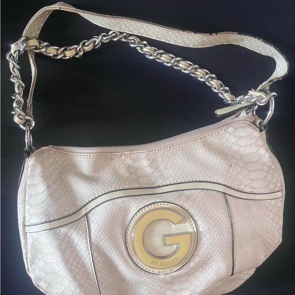 G by Guess Cream Shoulder Bag with Chain Strap